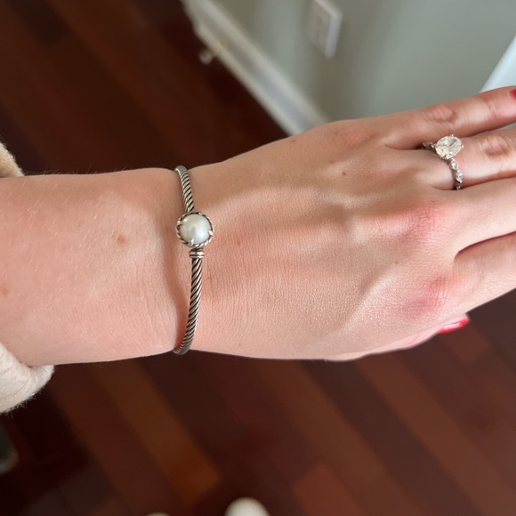 Gently used david yurman bracelet. Good condition. Needs polished! - Picture 3 of 4